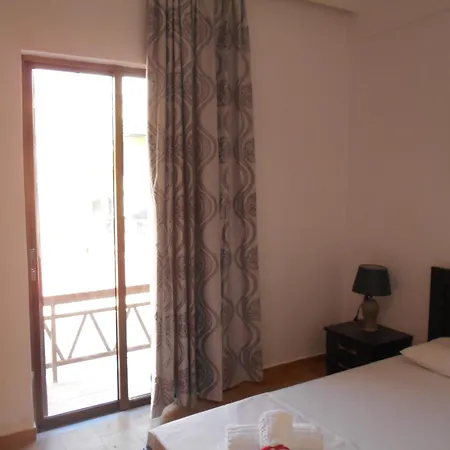 Village House Apartment Kalithies