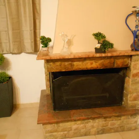 Διαμέρισμα Village House Καλυθιές