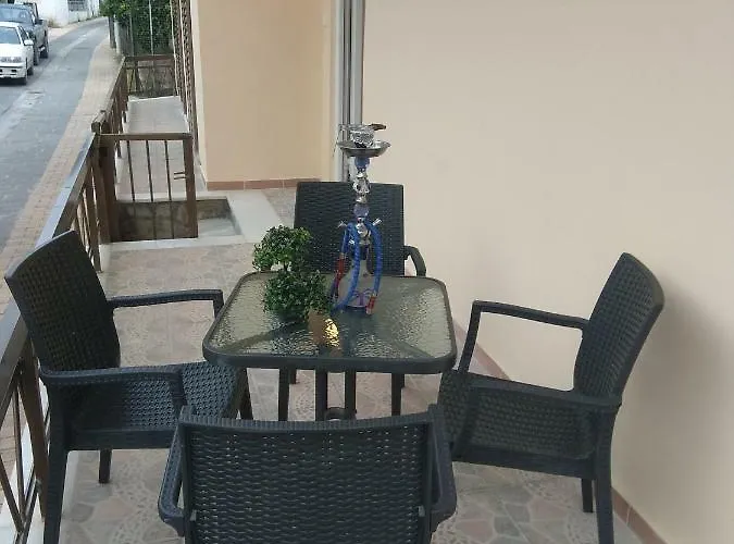 Village House 公寓 Kalithies